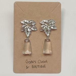 NEW HANDMADE RHODIUM PLATED CLEAR CRYSTAL & COPPER STUD LEAF EARRINGS